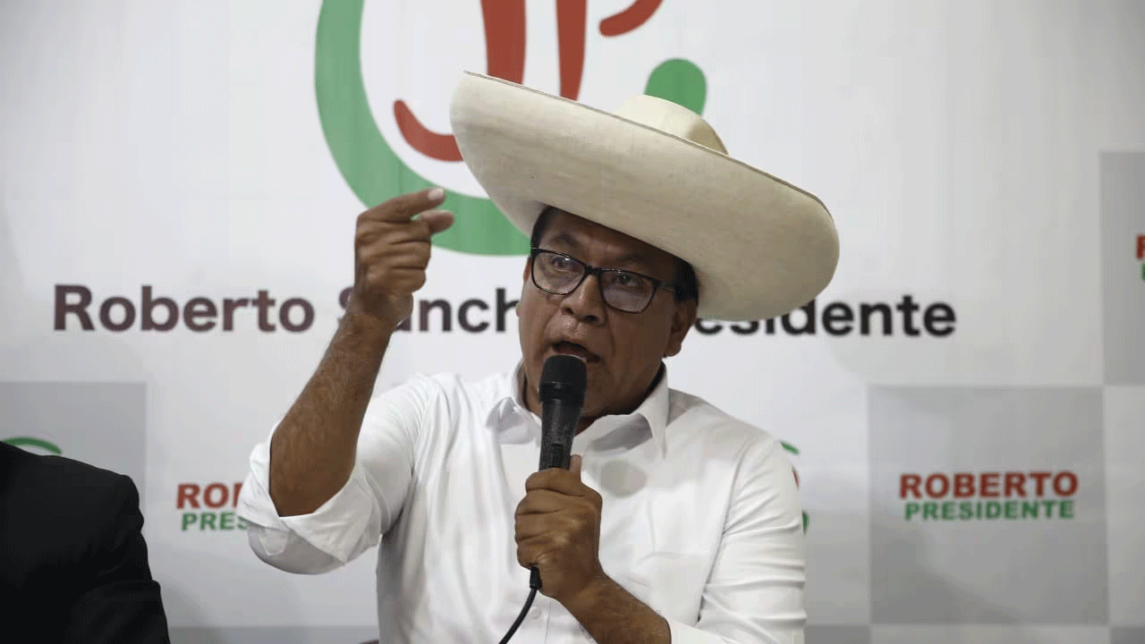 Roberto Sánchez ratifica asamblea constituyente y promete “ruta con el pueblo” en Huaycán