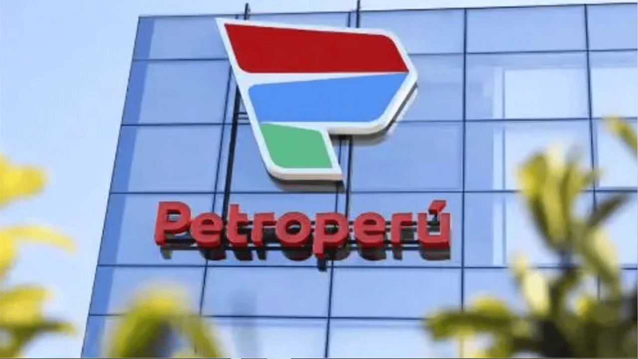 Gobierno asegura que Petroperú seguirá siendo estatal y anuncia nuevo modelo financiero